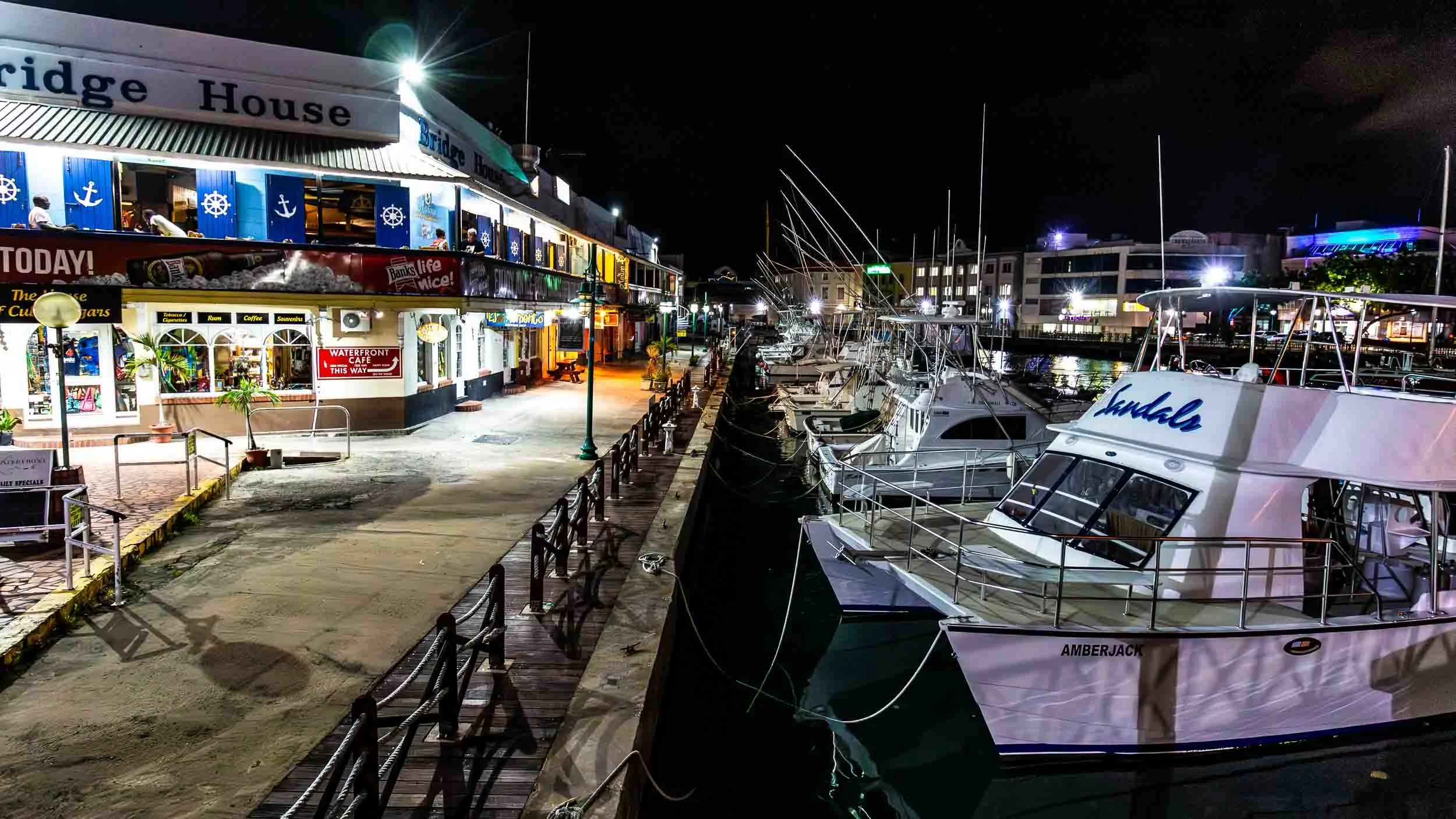 201811061530-IMG_6247-Bridgetown-The City at Night.jpg