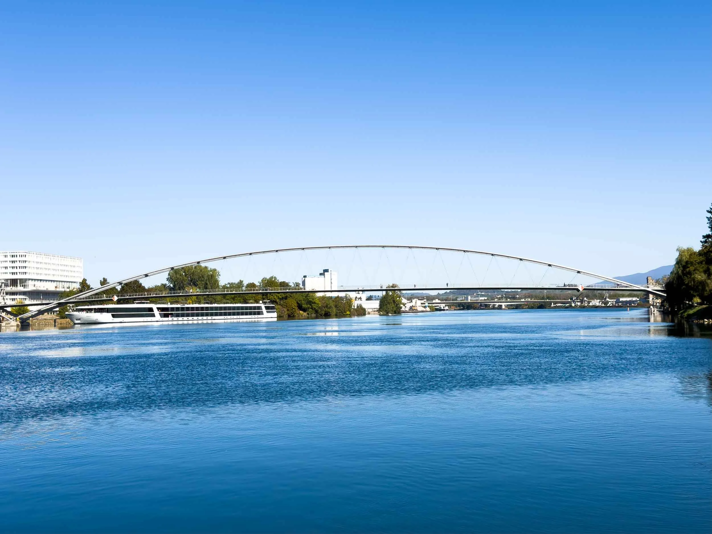 202609221159-IMG_2928-Basel-bridge from switzerland to france.jpg