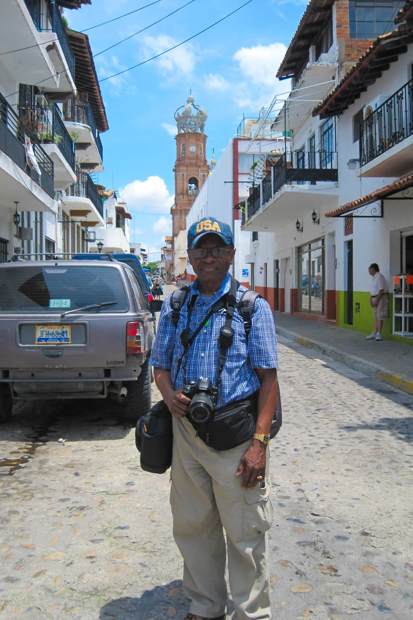 20110825-IMG_0590-Puerto Vallarta-Tourist in town.jpg
