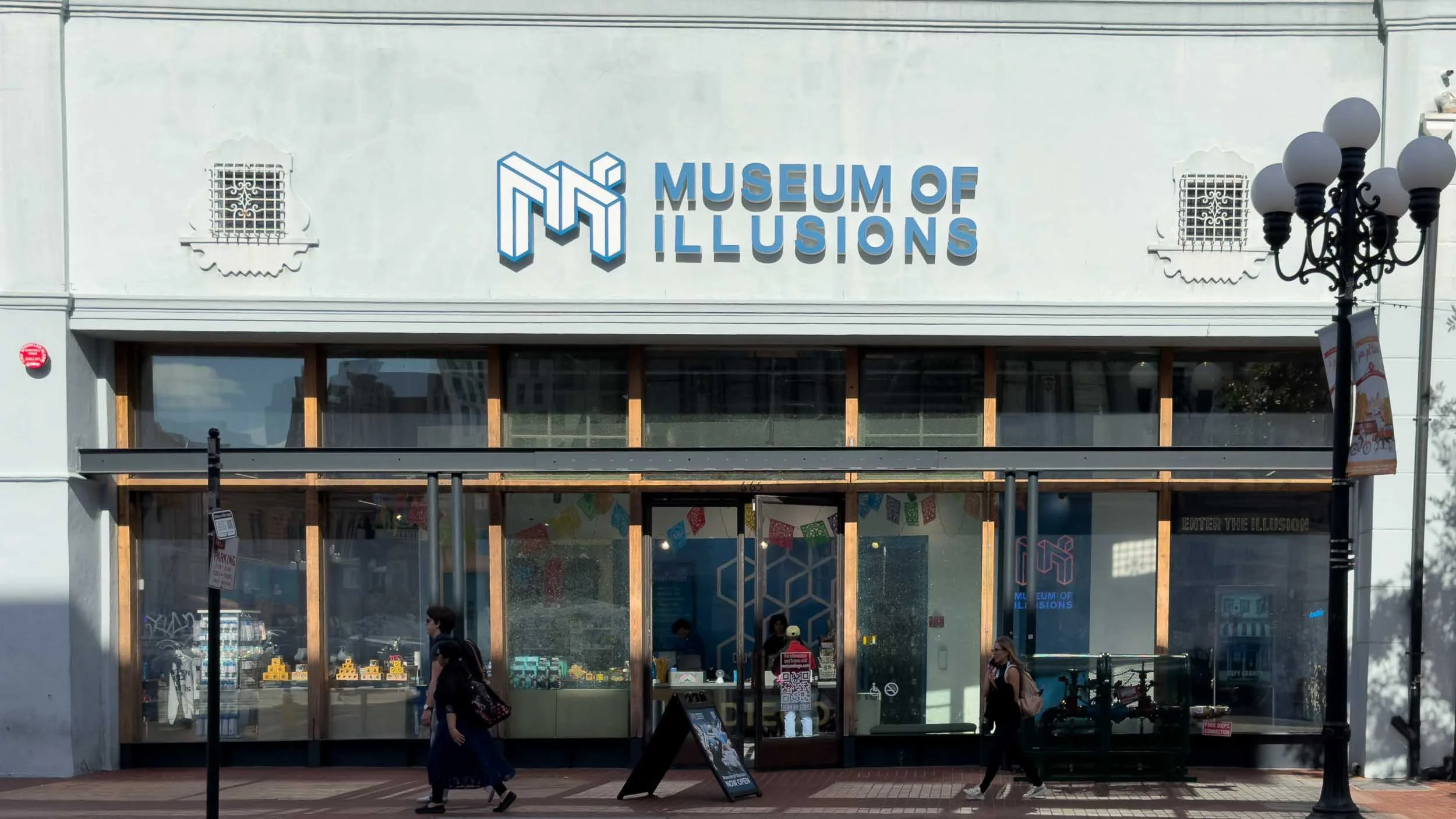 Museum of Illusions, 665 Fifth Ave (corner of Fifth Ave and G Street) Gaslamp Quarter, San Diego, California.