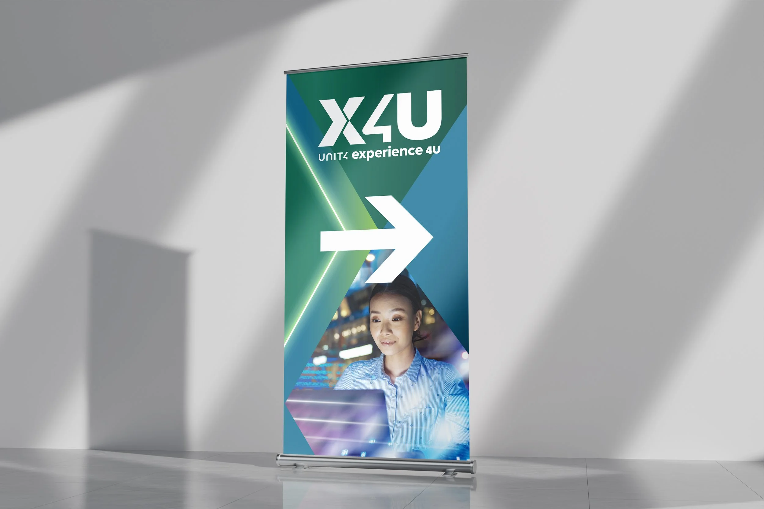 x4u25_rollup1.jpg