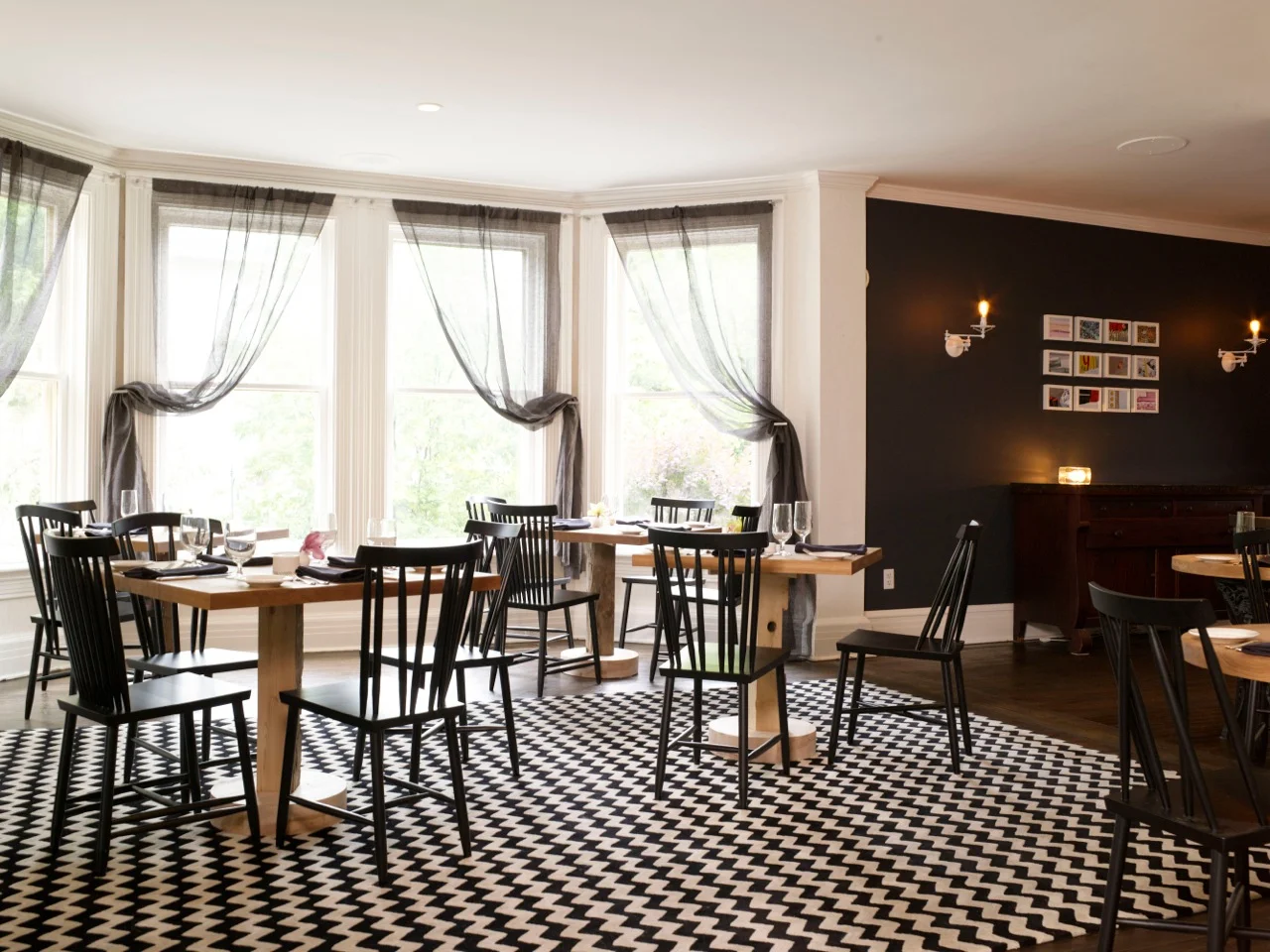 poesis.dining room2_000241.jpeg