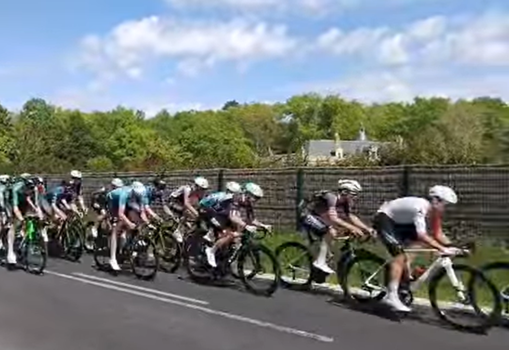 🚴‍♂️ Quand Lassay-sur-Croisne vibre au rythme du Tour du Loir-et-Cher 2026