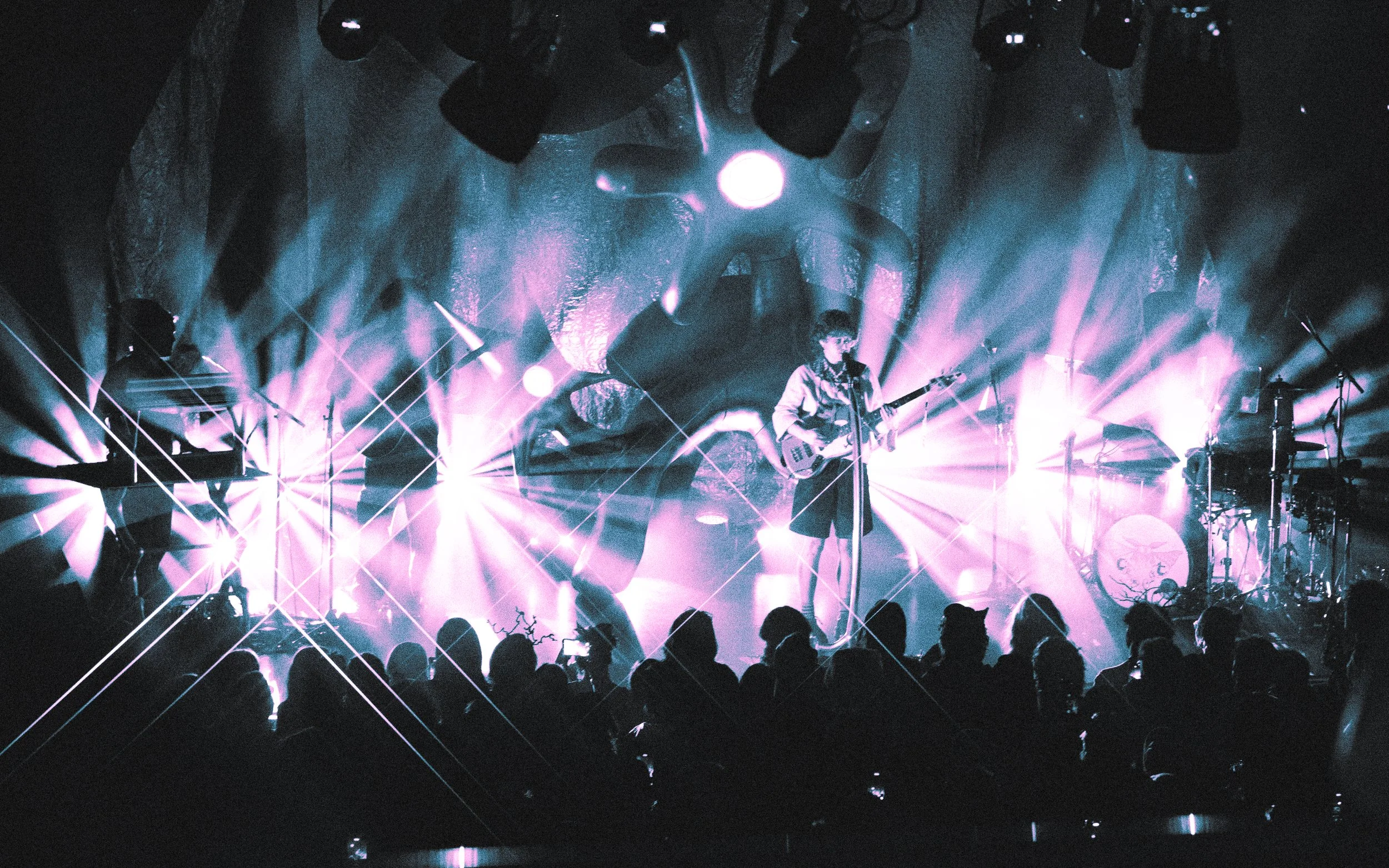 Cavetown • Munich Apr2026 (@_antistry) - 5.jpg