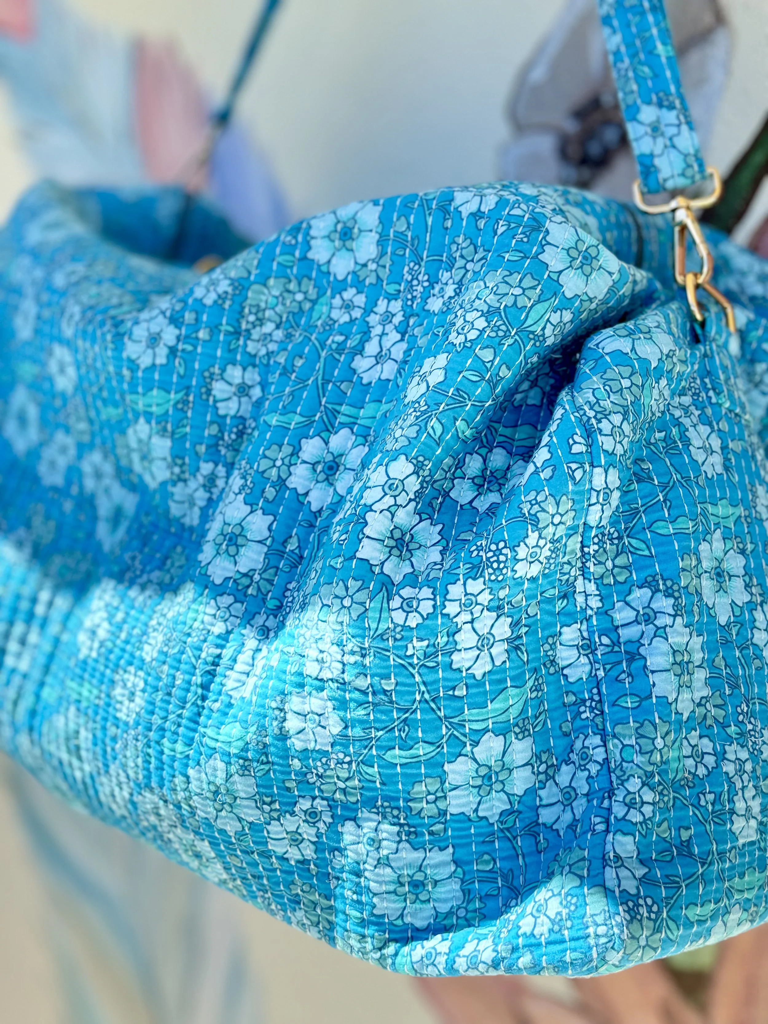 Long Weekender Bag-Bluebird
