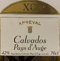 Étiquette d'une bouteille de vin, Calvados Pays d'Auge, 42% d'alcool, 70cl.