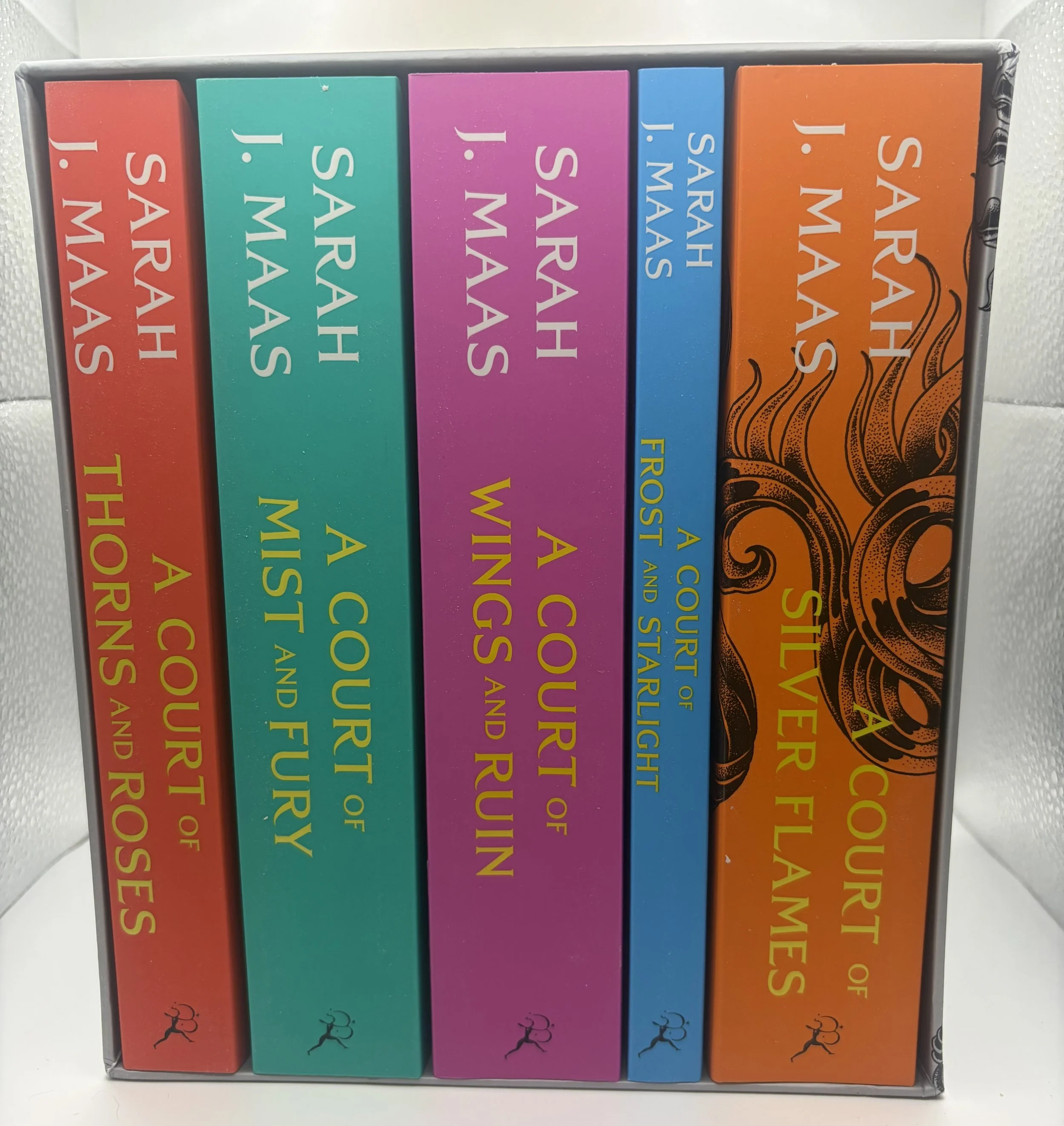 A Court of Thorns and Roses Book Set