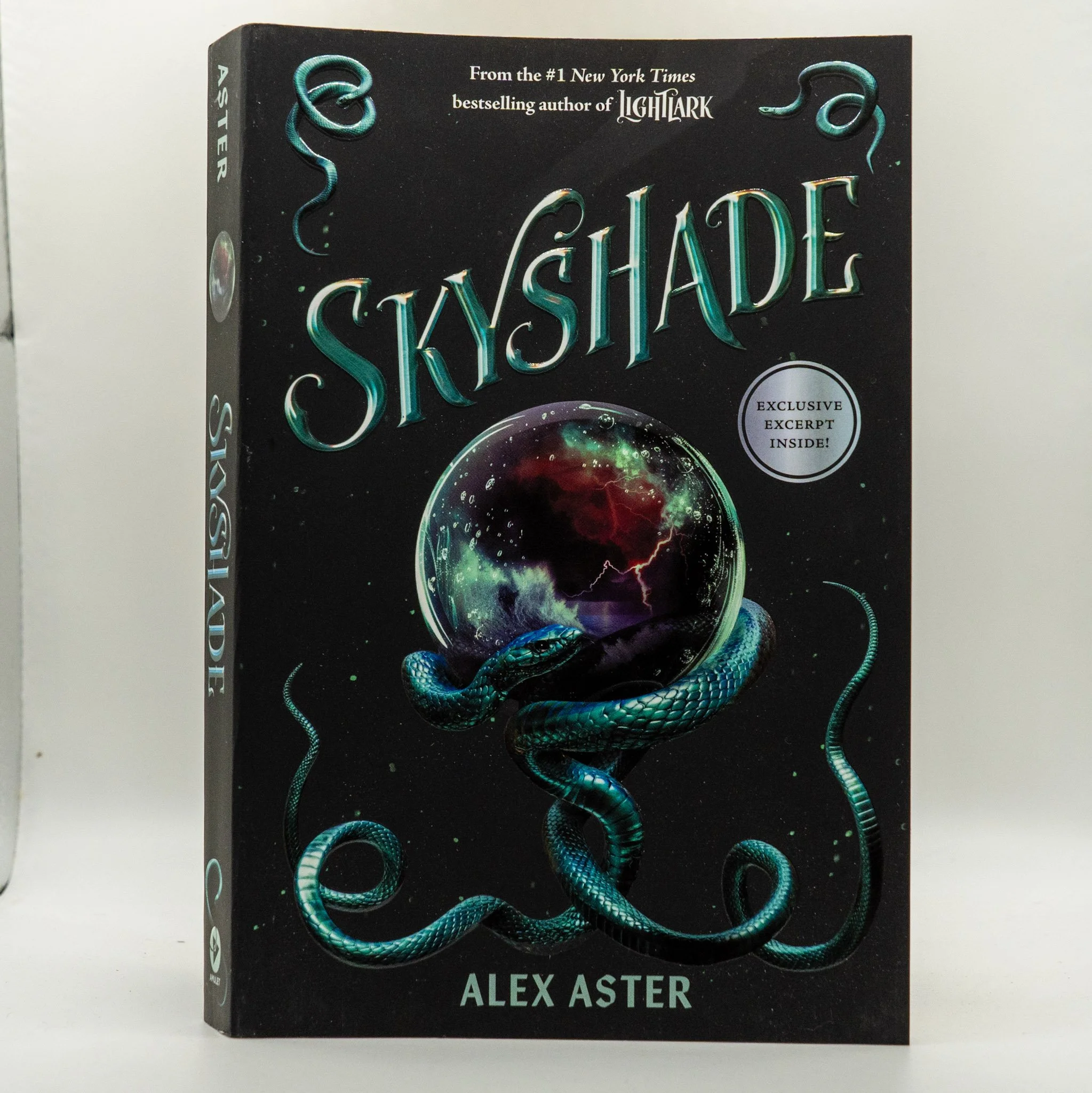 Skyshade (The Lightlark Saga Bk. 3)