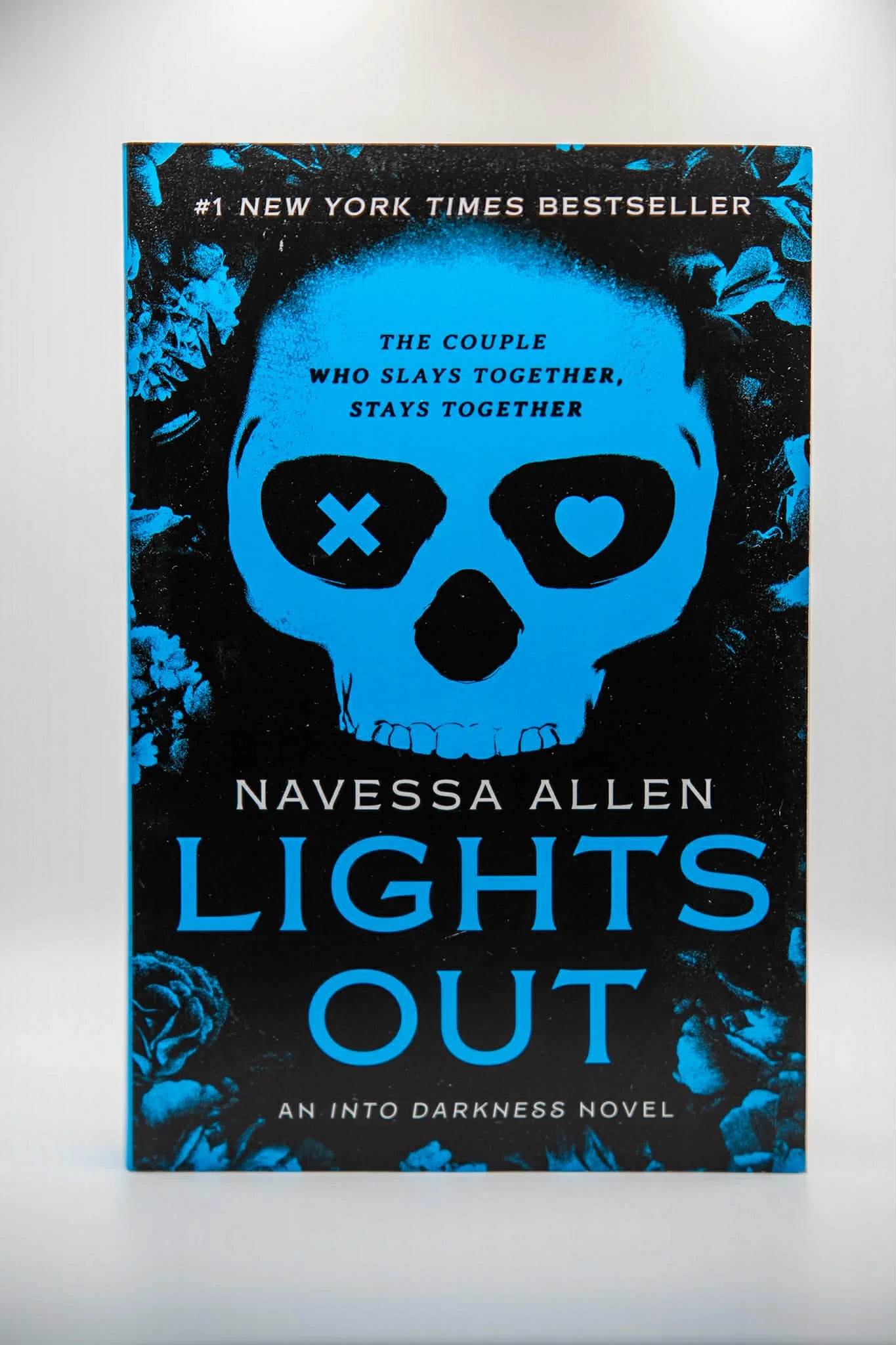 Lights Out (Into the Darkness, Bk. 1)