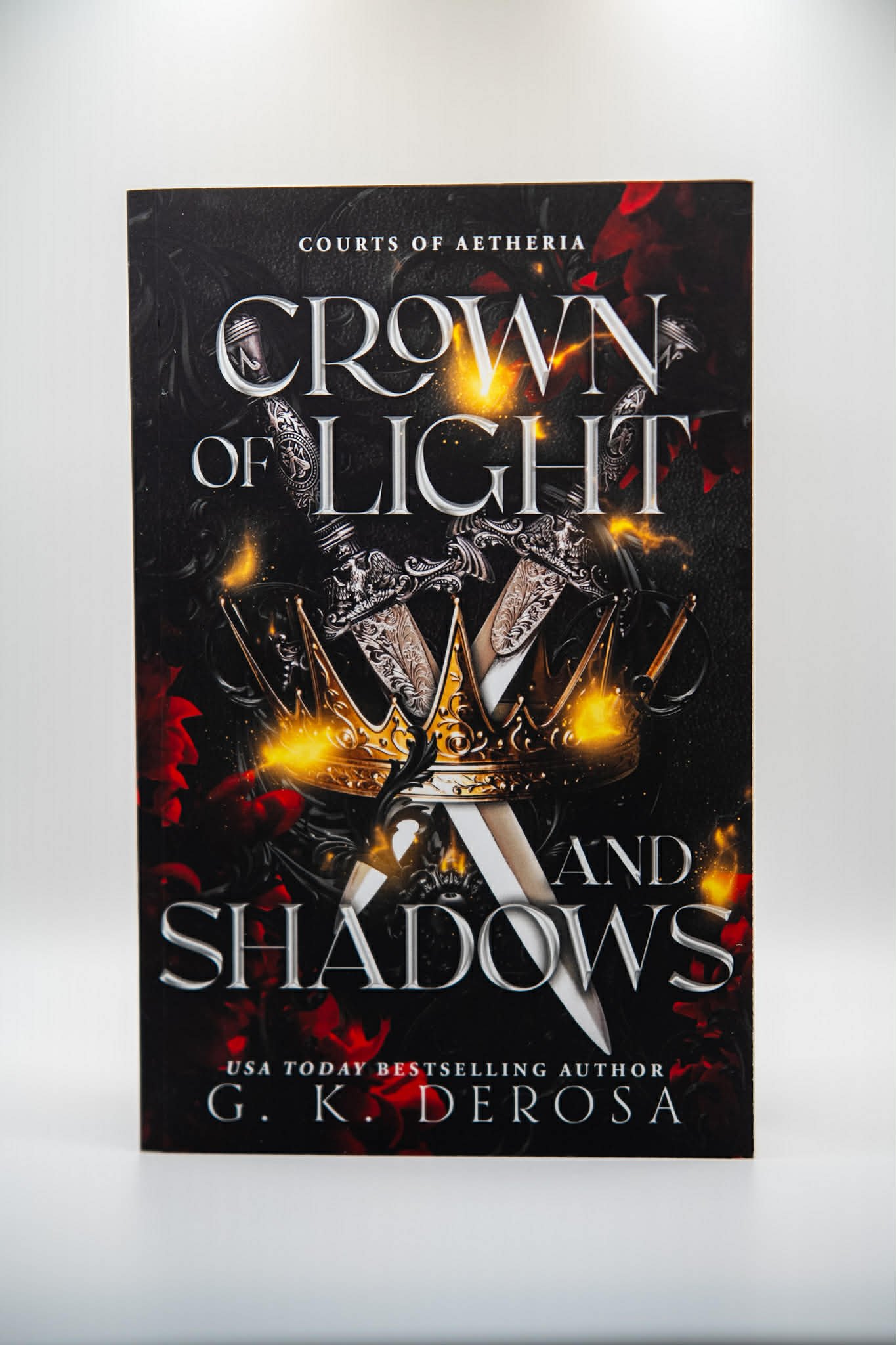 Crown of Light and Shadows (Courts of Aetheria, Bk. 1)