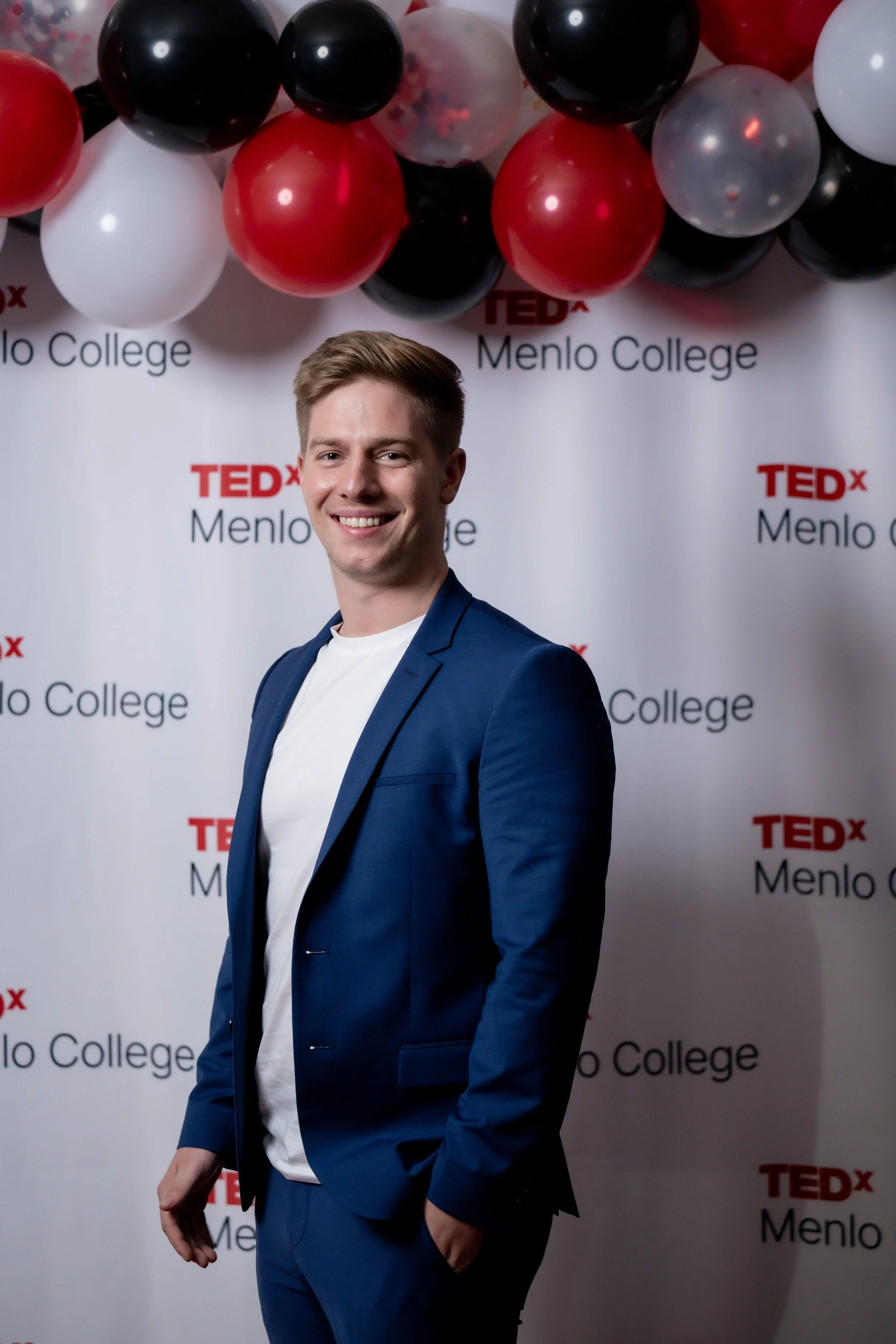Basil Merk TEDx Speaker Bühne Vortrag