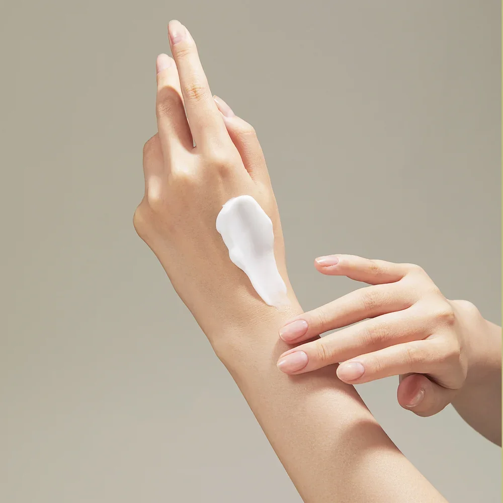 28oz_Lotion_Olive_PDP_5.webp (Copy) (Copy) (Copy)