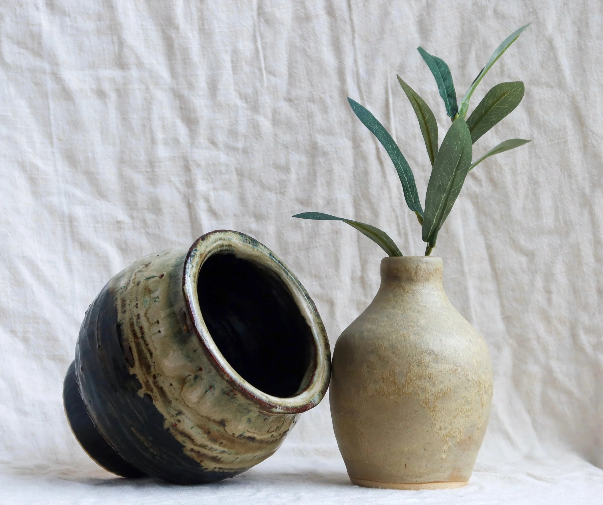 treasure(d), ceramics made to be lived with.
handmade ceramics, released in small batches.
the first release is now available through the link in bio.