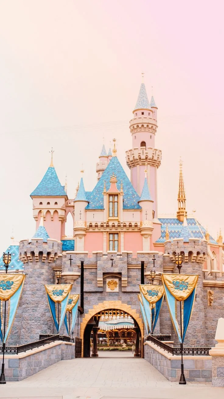 Disneyland Resort (CA)