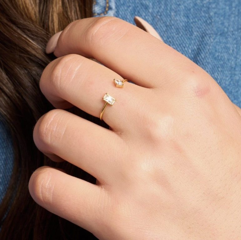 dainty adjustable ring.png