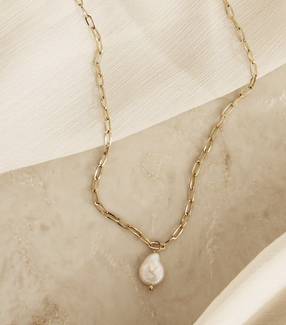 baroque pearl necklace
