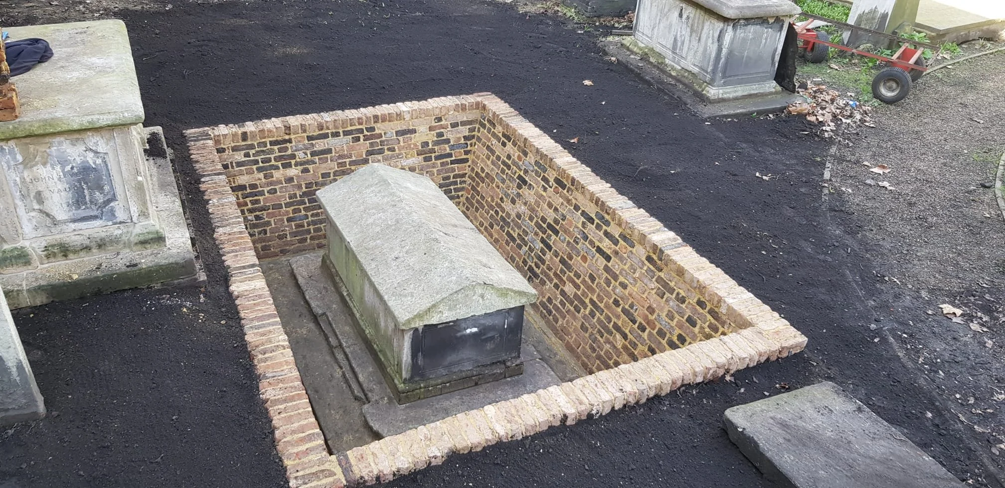 The Sunken Tomb, Bunhill