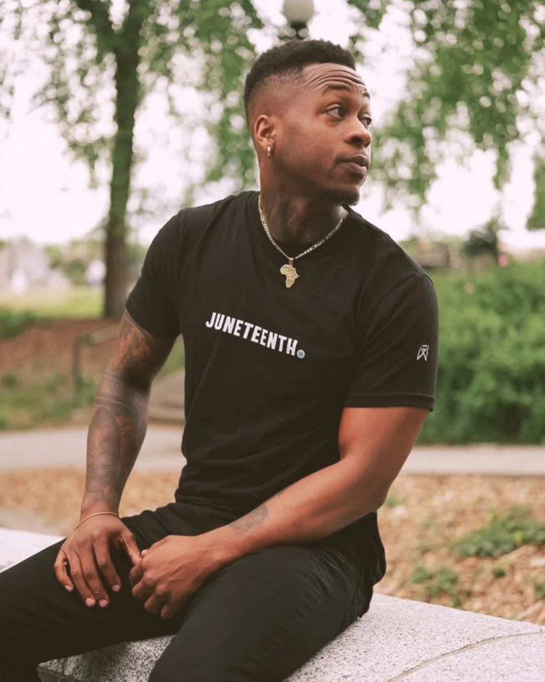 Happy Juneteenth!

We are excited to share the full day of activities that @everydayisjuneteenth has curated of ways to get involved right here on the neighborhood.

Coffee at @metierseattle, soccer social at noon, silent reading party, book pop-up, 