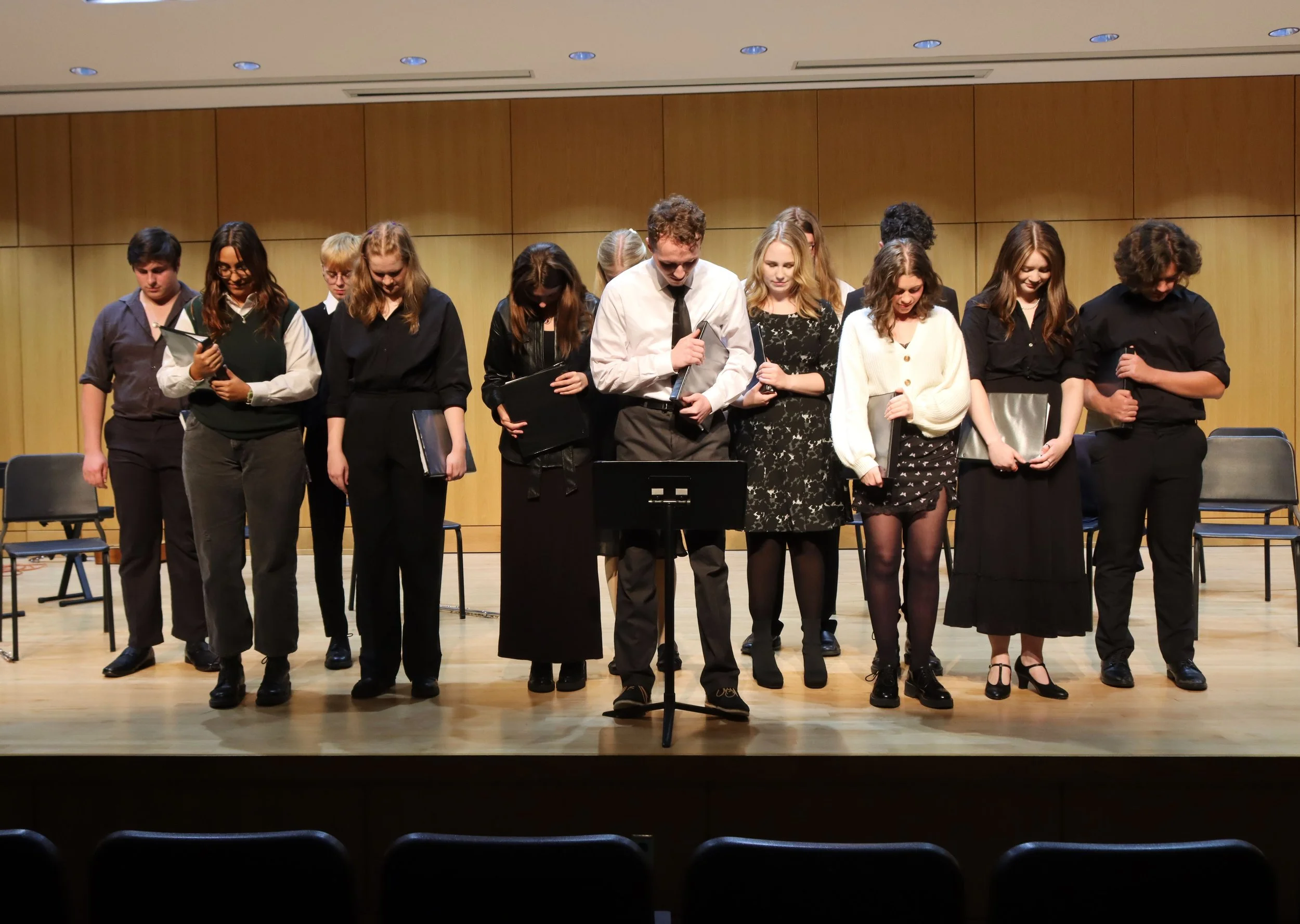 Spoon River Anthology 
Director: Jim O'Connell 
Stage Manager: Kole Mallien 
Dramaturg: Emily Ruth 
Photos: Jordan Linton