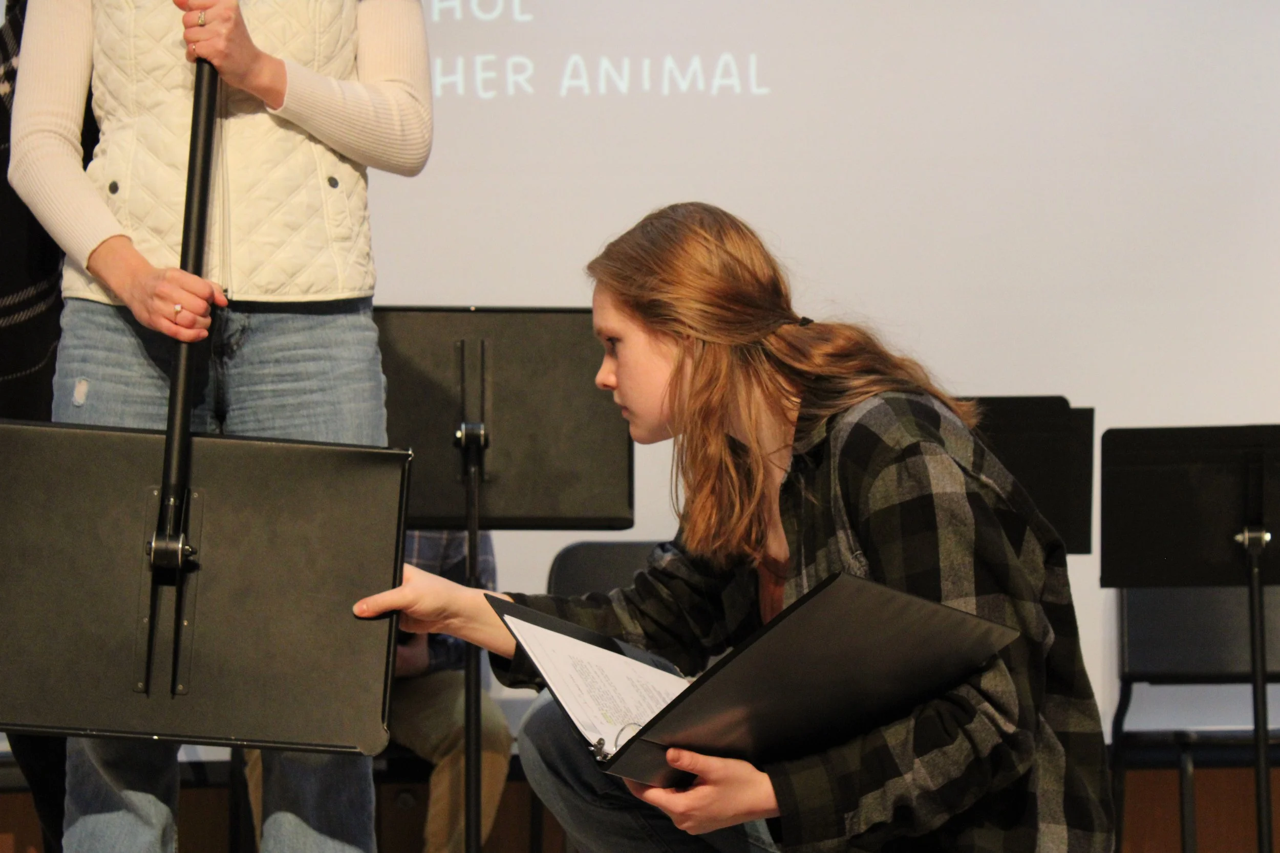 Animal Farm 
Director: Greg Pragel 
Stage Manager: Jacob Van Asten 
Dramaturgy: Mark Woznicki  
Photos: Jordan Linton