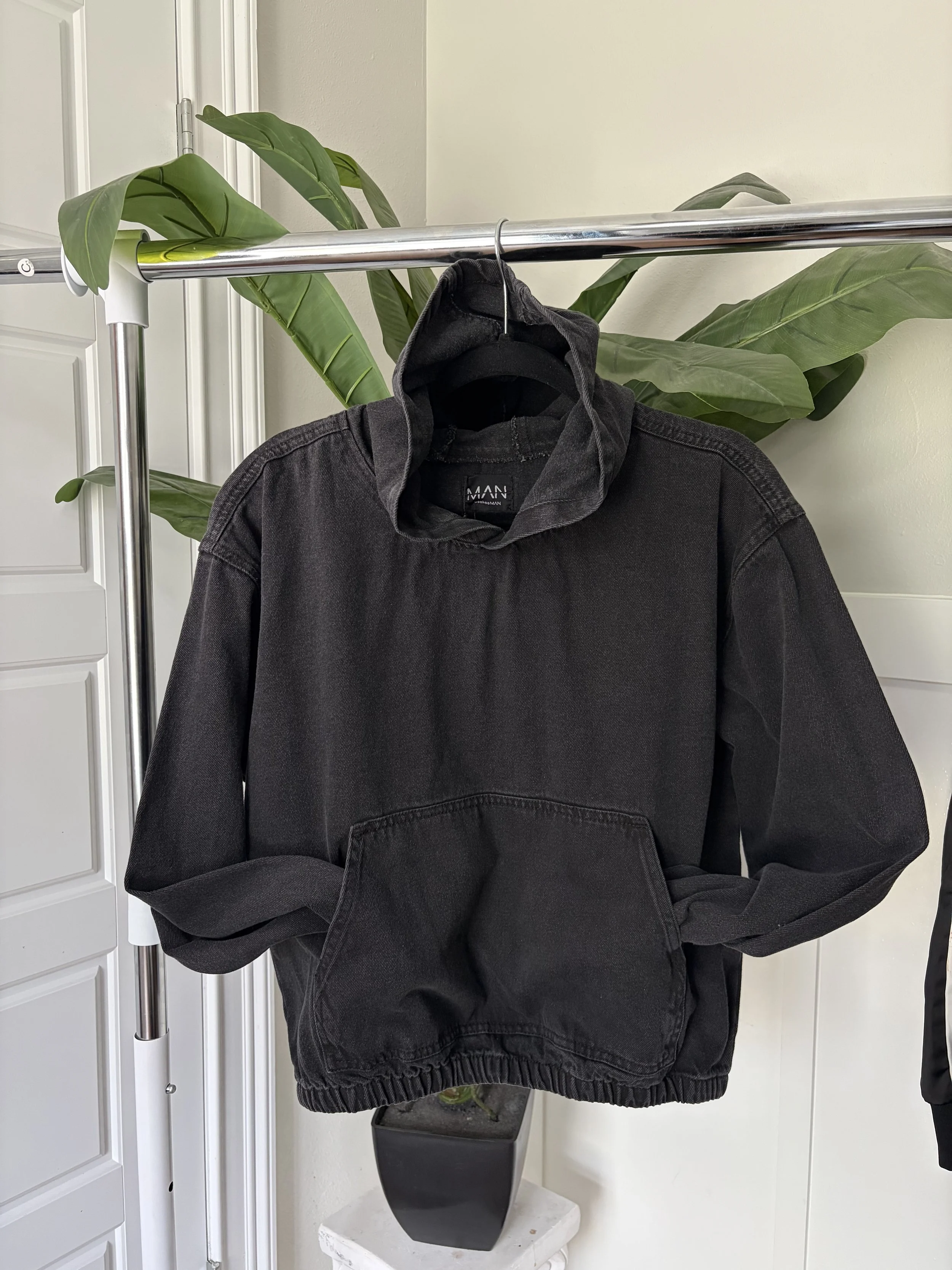 The Washed Carbon Heavyweight
