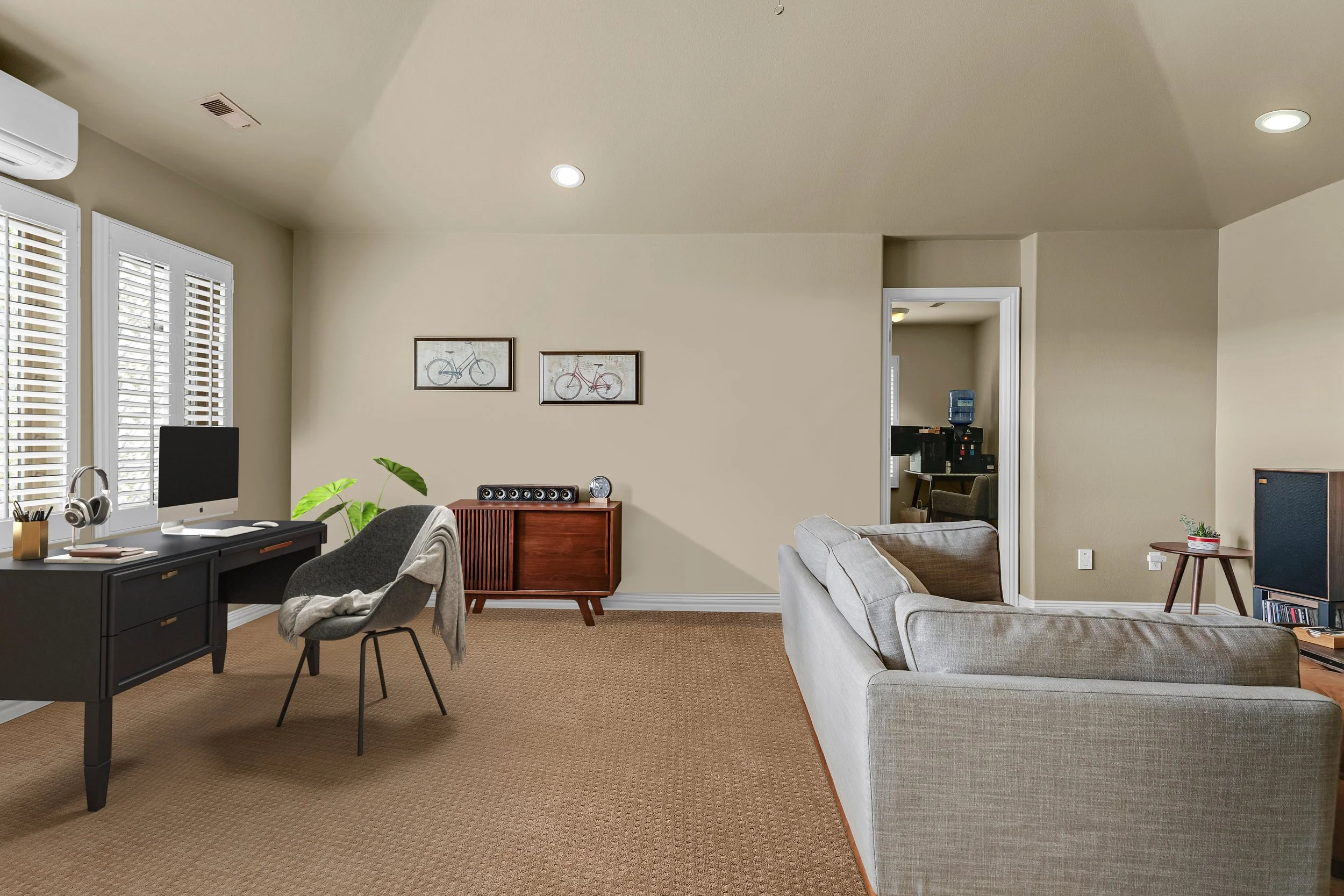 1779617386904_2299.jpg