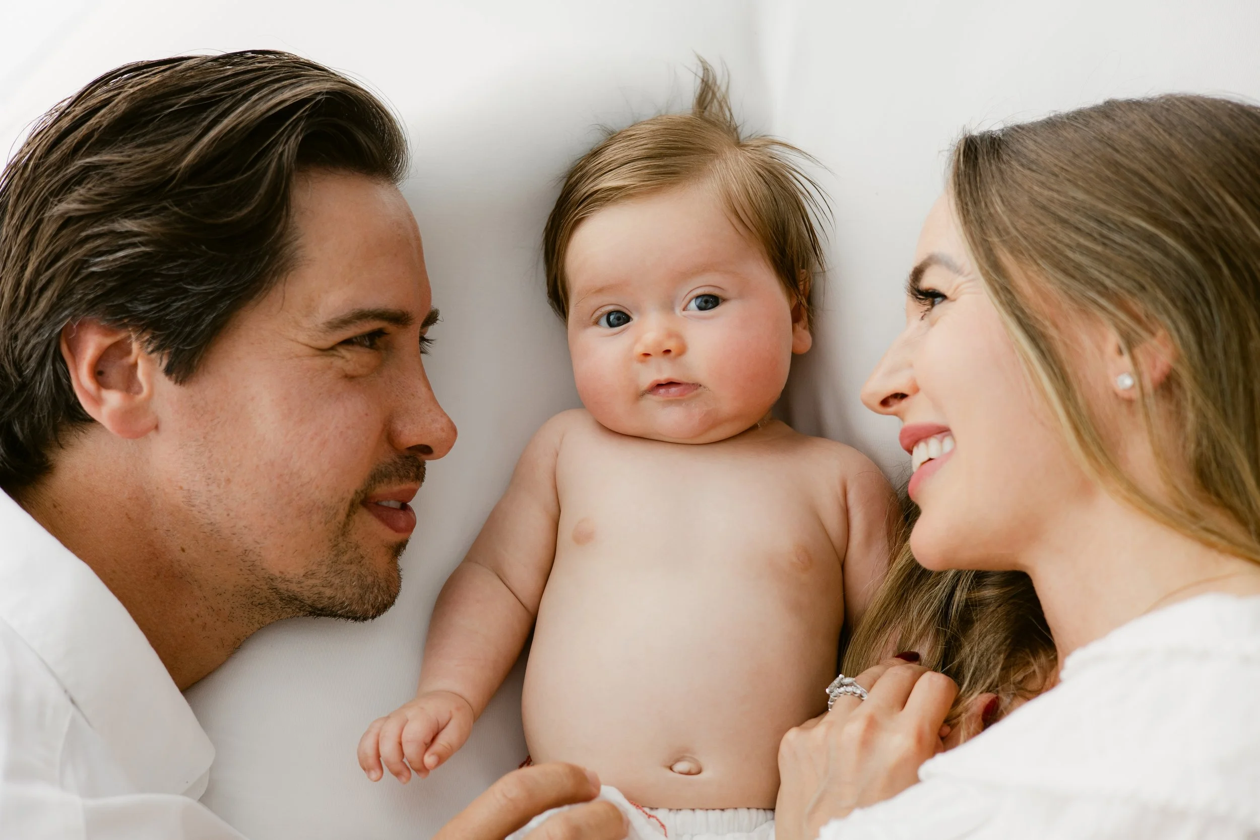Studio vs. In-Home Newborn Photography in Dallas: Which Is Right for Your Family?