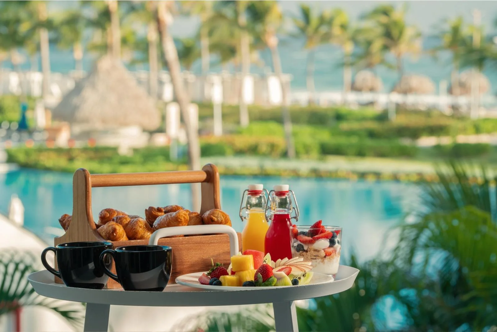 balcony-breakfast-hard-rock-hotel-punta-cana.jpg