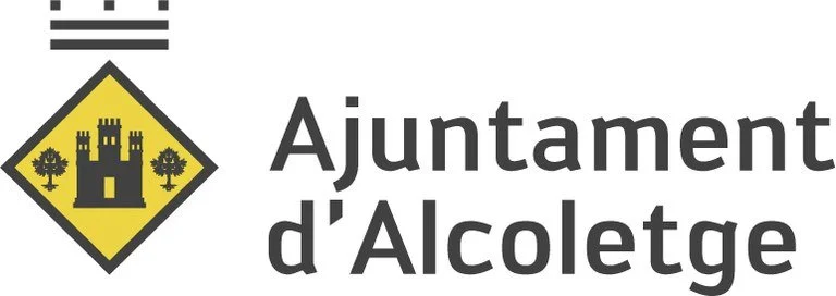 Logotipo del Ayuntamiento de Alcoletge con un escudo que muestra un castillo y árboles.