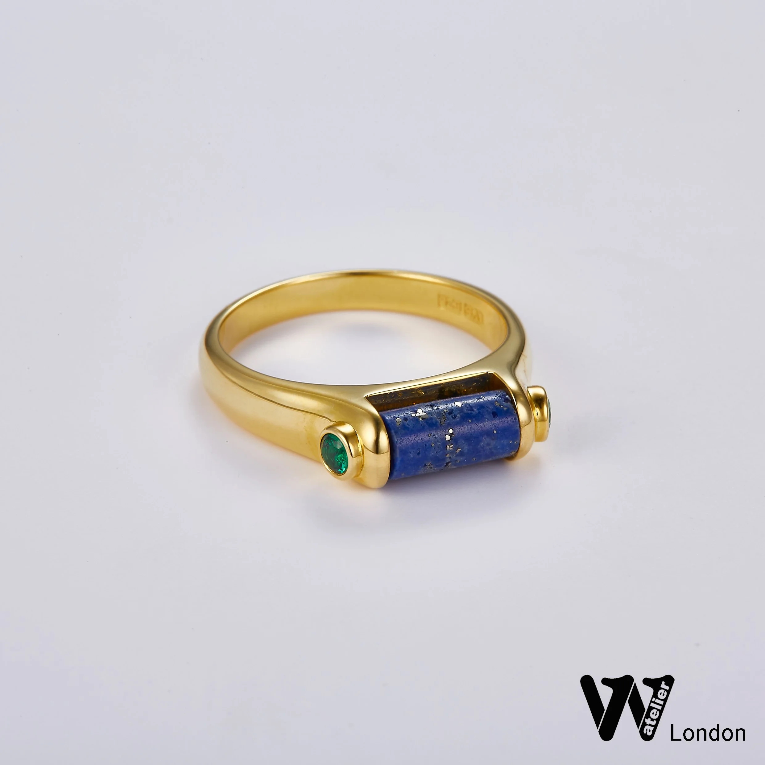 Luckyme Ring in Sterling Silver set with Lapis Lazuli