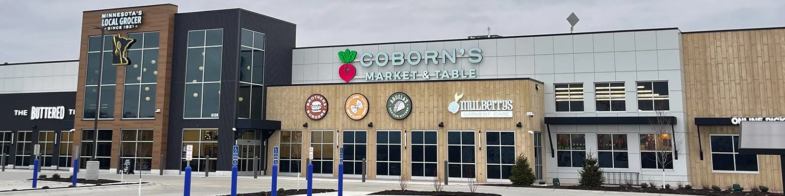 coborns market and table in plymouth mn