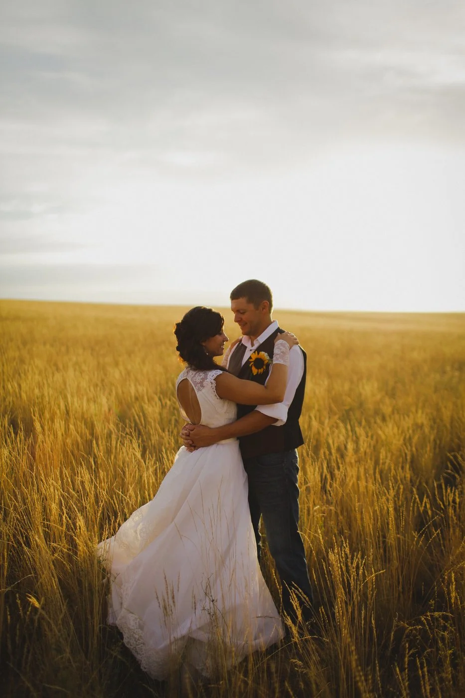 Rachel and Travis-hi res 2-0190.jpg