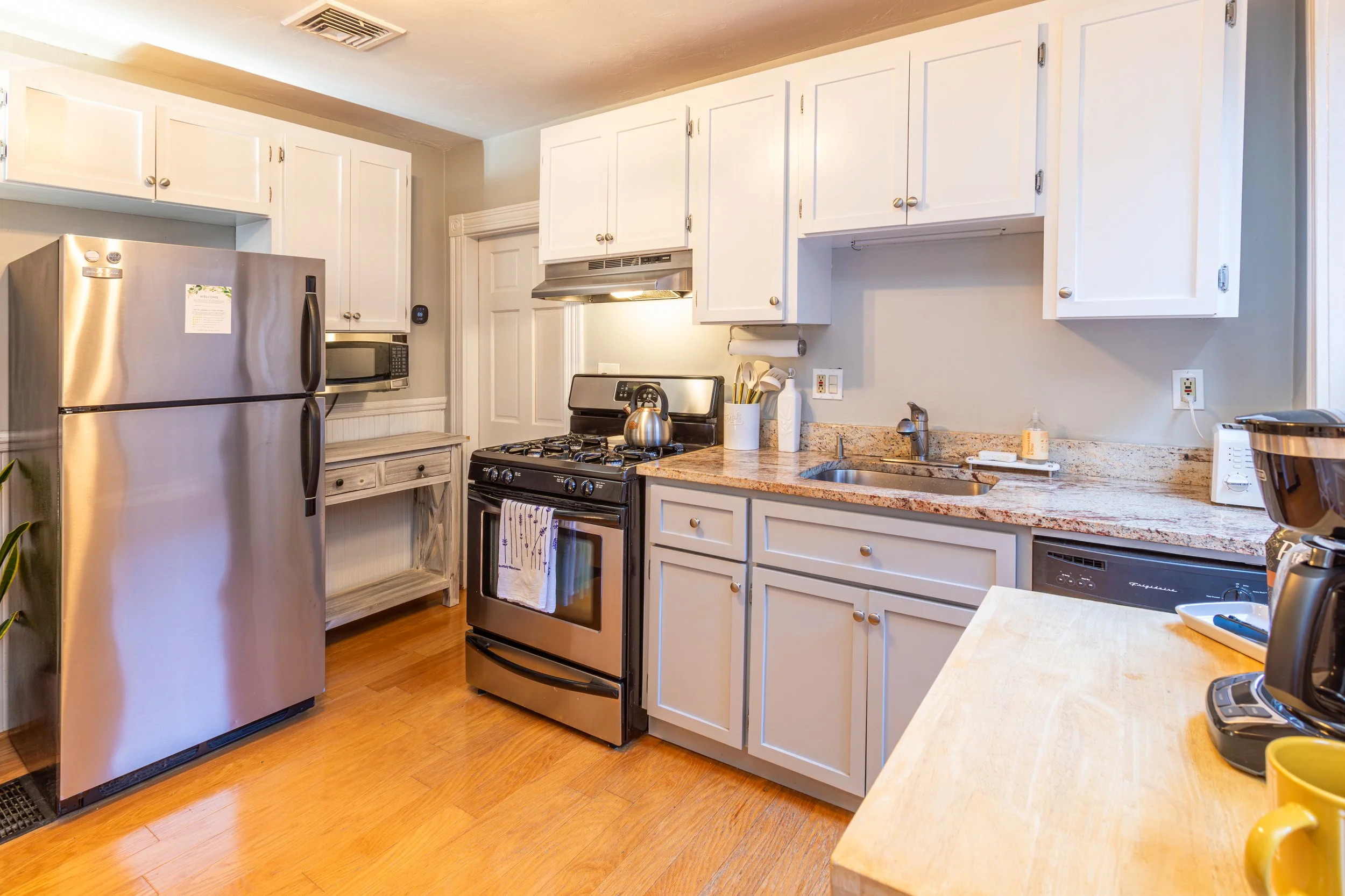 Kitchen-2.jpg