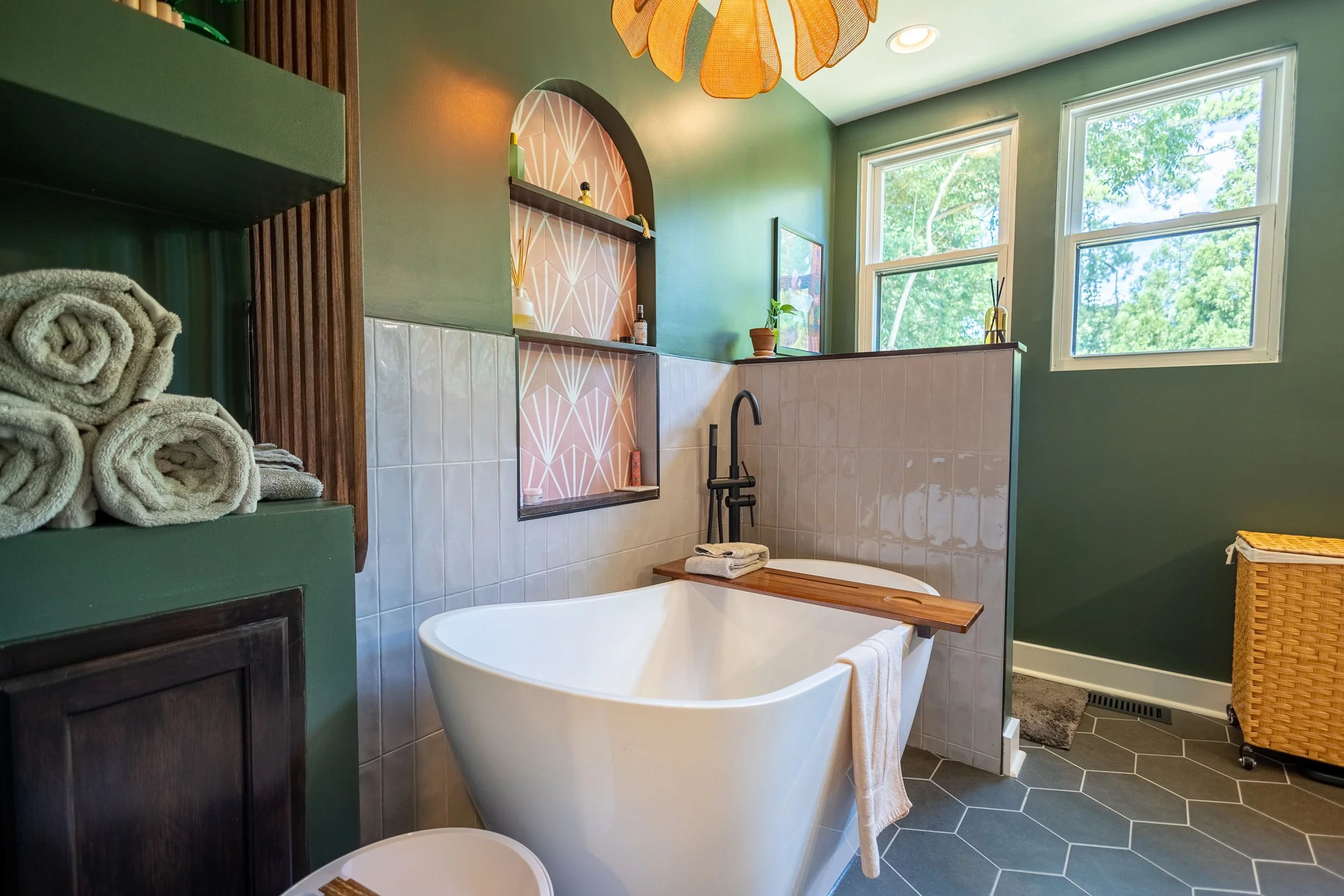 bathroom1-3.jpg