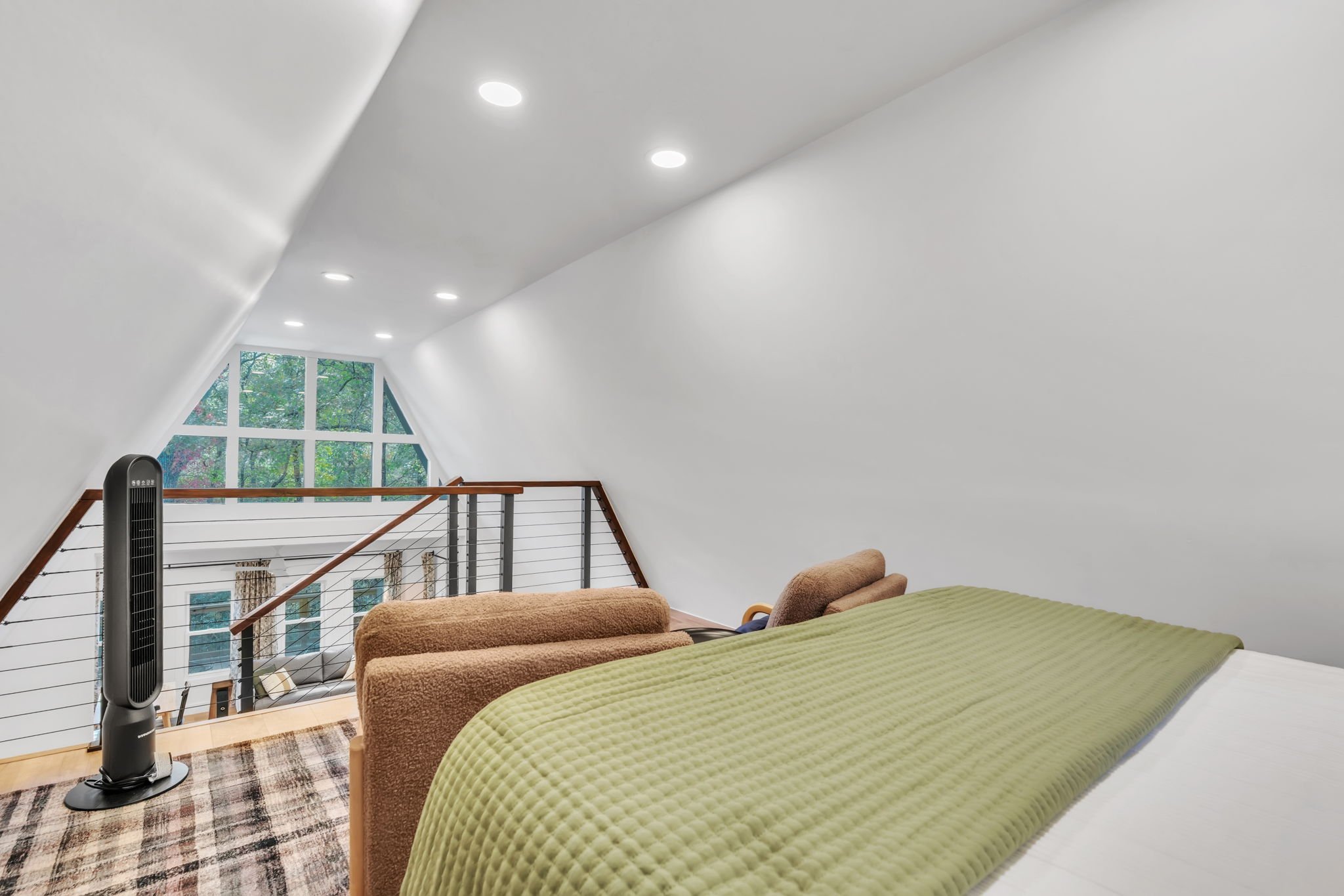 18-web-or-mls-5349-09228.jpg