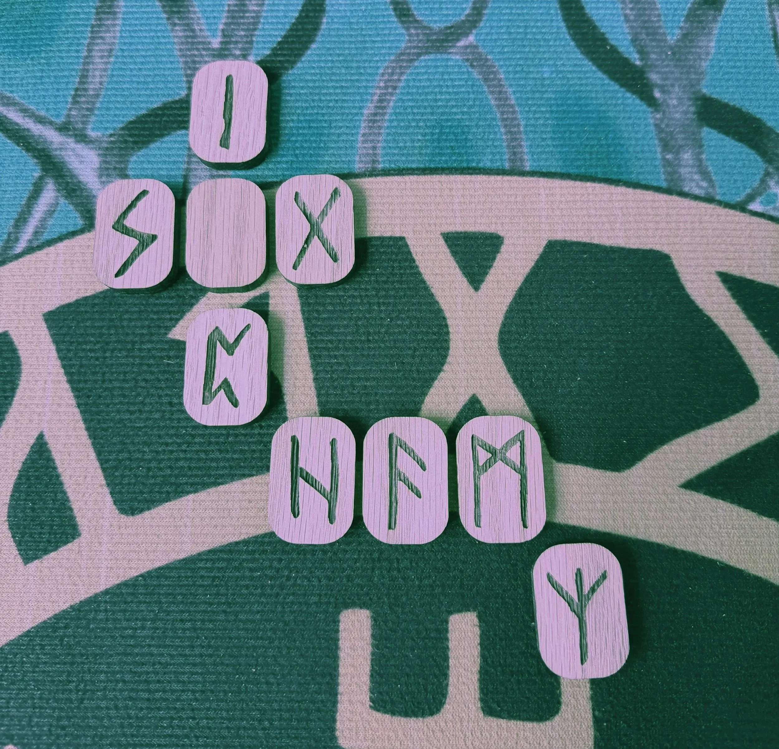 Lakin3-Runes.jpg