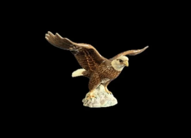 Beswick Bald Eagle [no. 1018]