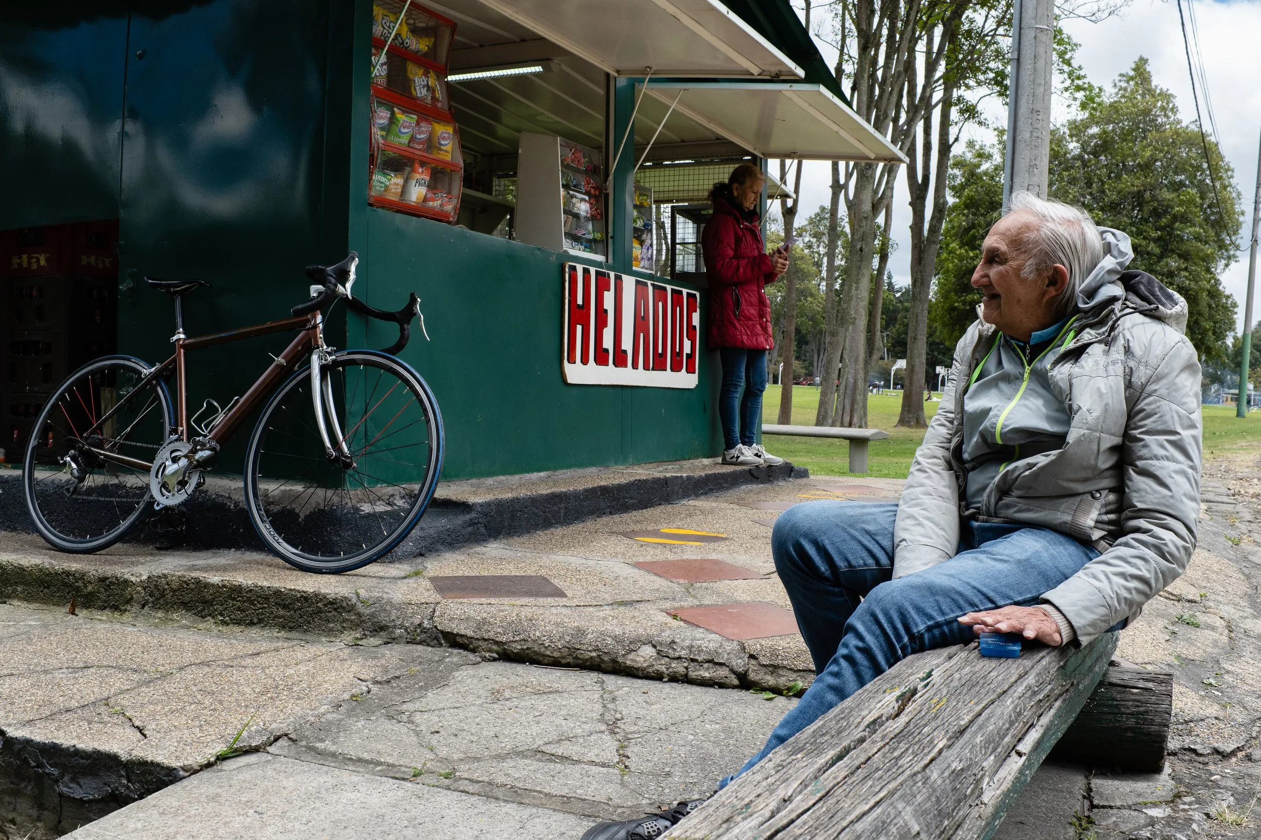 Pedaleando los Domingos_COMPRESSED.jpg