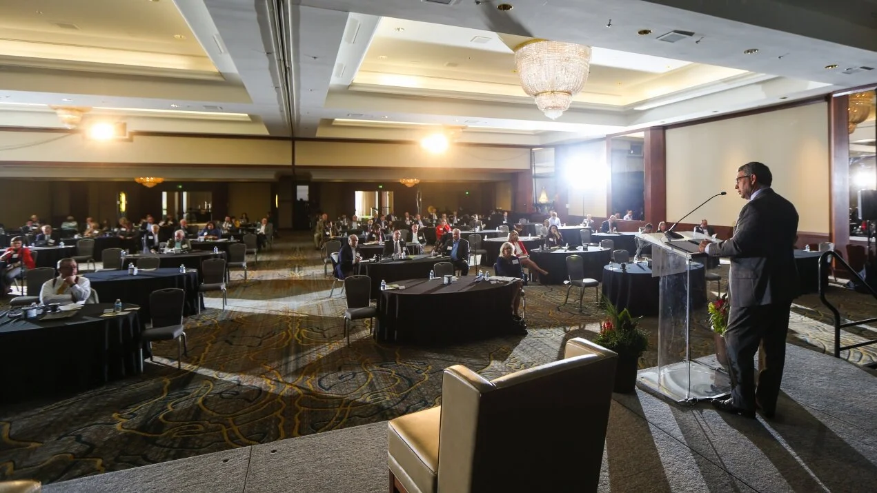 AG OUTLOOK 2020_031 small2.jpg