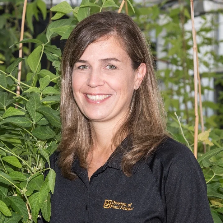 Melissa Mitchum 2.jpg