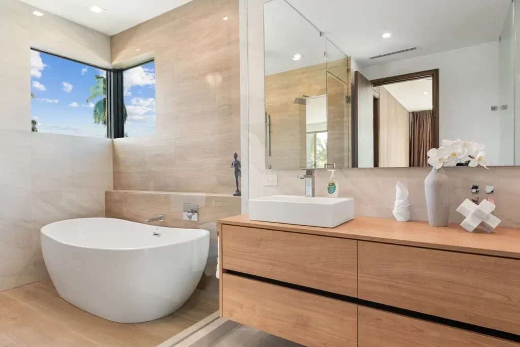 imgi_73_villa-republic-sapphire-miami-065-1024x683.webp