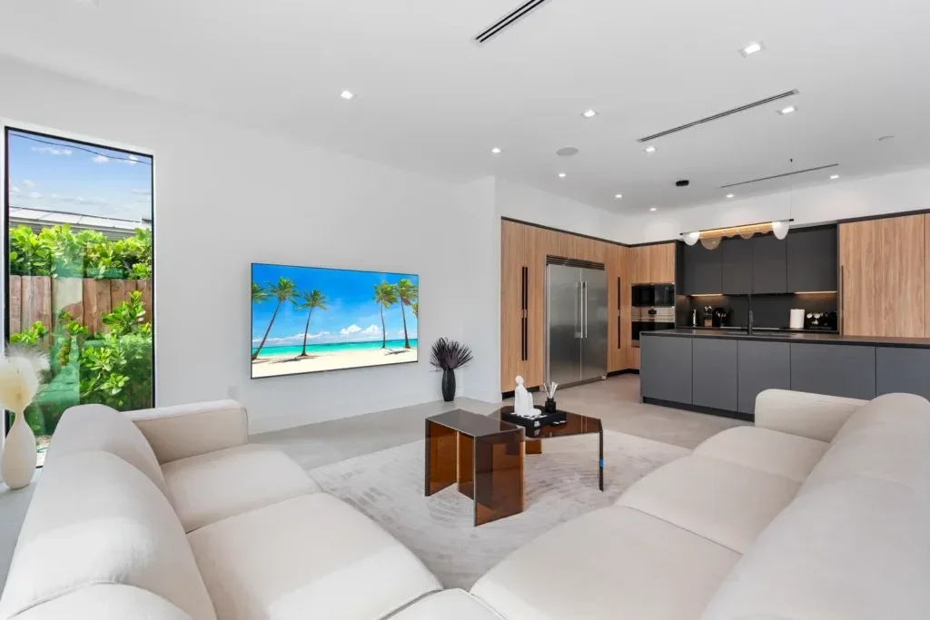 imgi_124_villa-republic-sapphire-miami-014-1024x683.webp