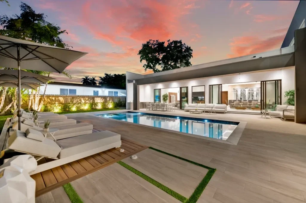 imgi_7_villa-republic-miami-villa-emerald-03-1024x682.webp