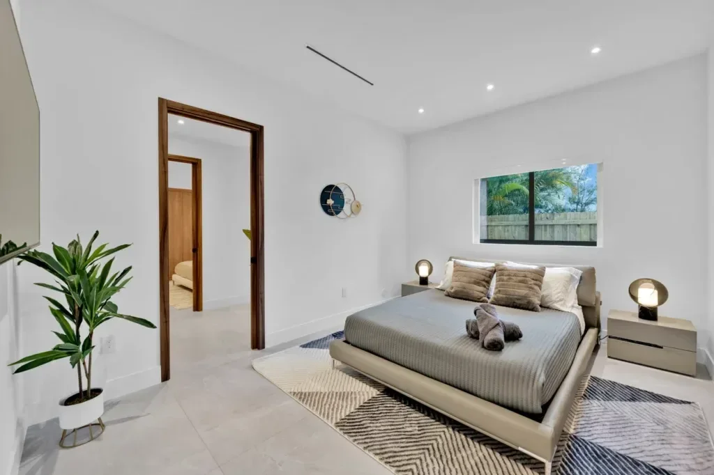imgi_73_villa-republic-miami-villa-emerald-047-1024x682.webp