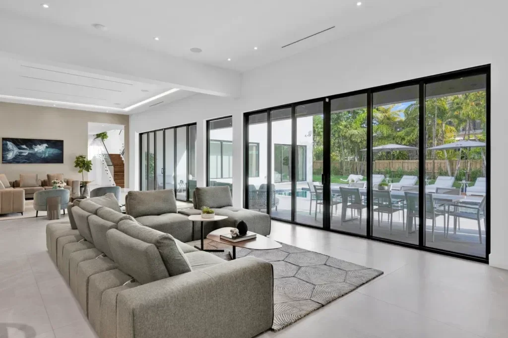 imgi_104_villa-republic-miami-villa-emerald-016-1024x682.webp
