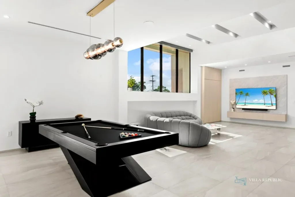 imgi_87_VillaRepublicMiami-VillaMaya-NorthMiamiBeach-27-1024x683.webp