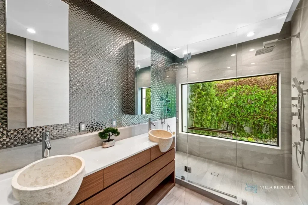 imgi_65_VillaRepublicMiami-VillaMaya-NorthMiamiBeach-49-1024x683.webp