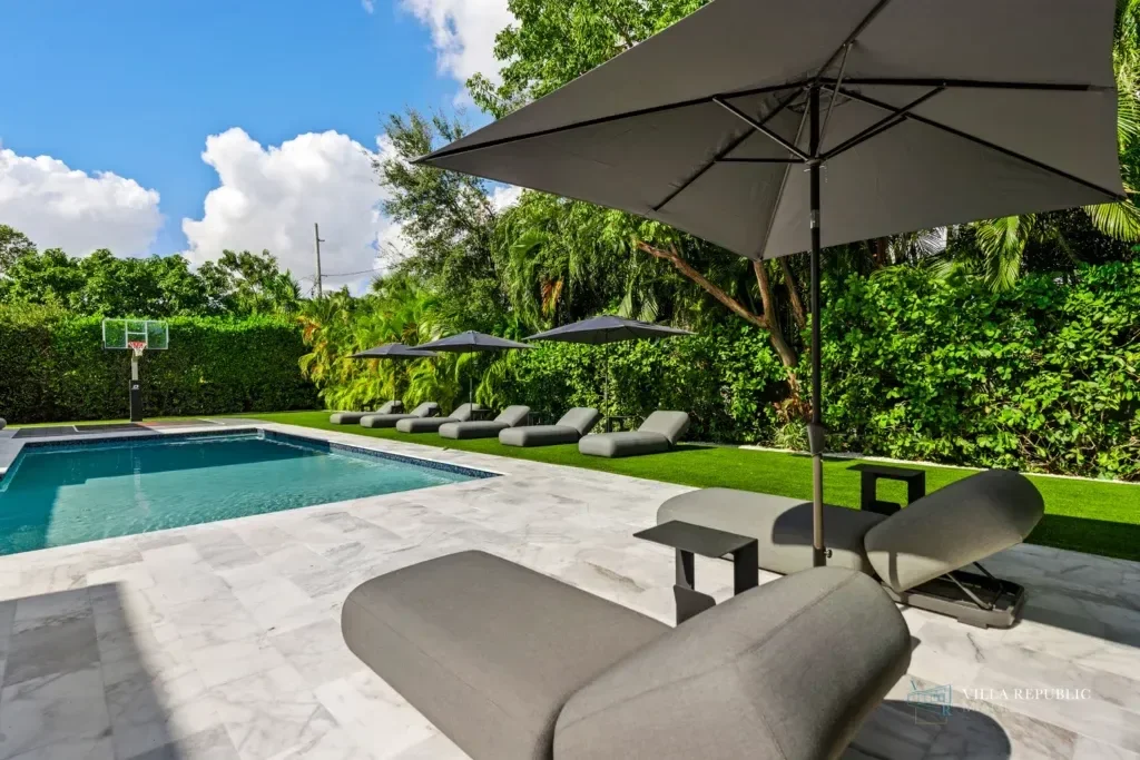 imgi_107_VillaRepublicMiami-VillaMaya-NorthMiamiBeach-6-1024x683.webp