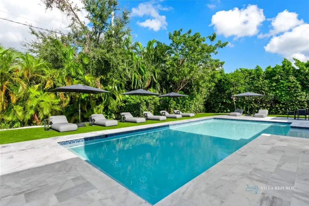 imgi_105_VillaRepublicMiami-VillaMaya-NorthMiamiBeach-8-1024x683.webp