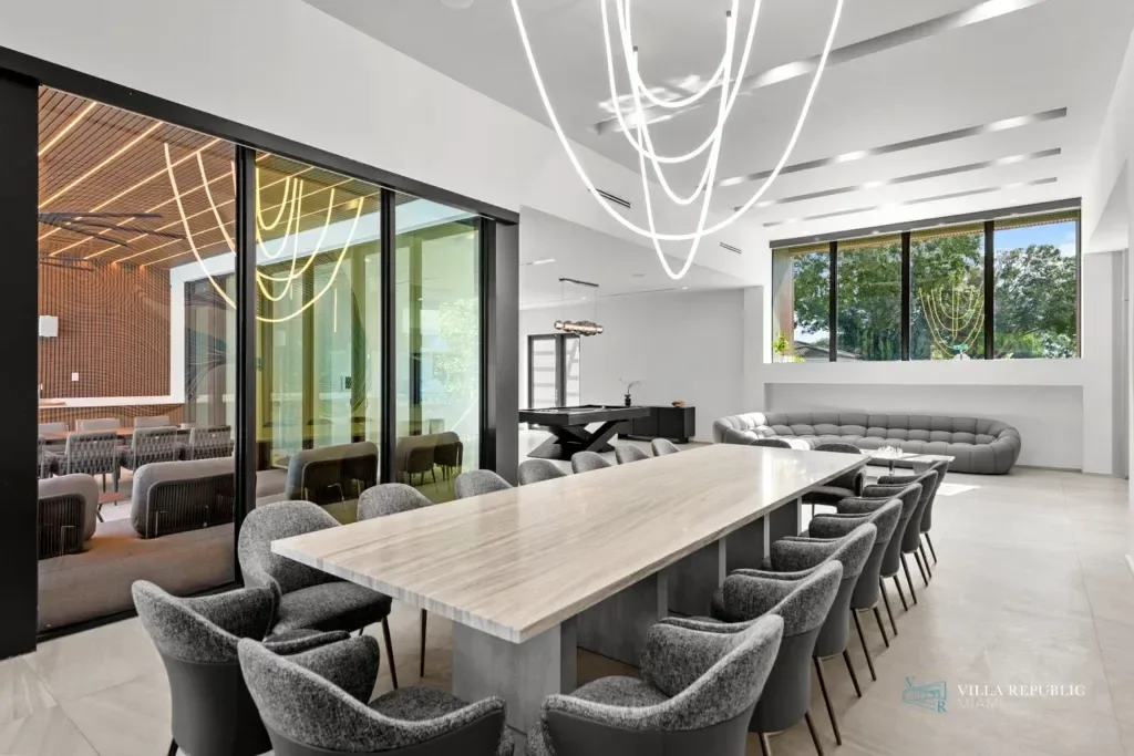 imgi_90_VillaRepublicMiami-VillaMaya-NorthMiamiBeach-24-1024x683.webp